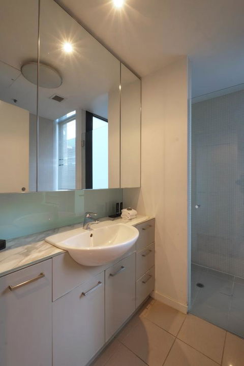 ACD Apartments - Whitsundays Accommodation 1