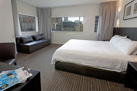 Causeway 353 Hotel - Whitsundays Accommodation 34