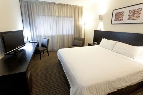 Causeway 353 Hotel - Whitsundays Accommodation 5