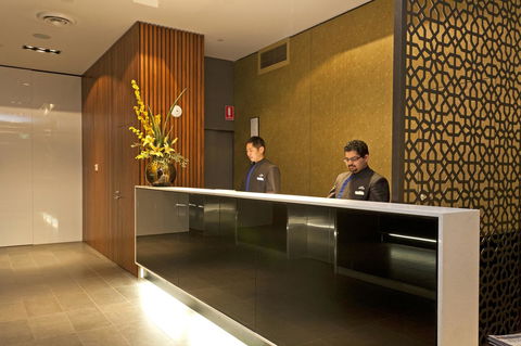Causeway 353 Hotel - Whitsundays Accommodation 1