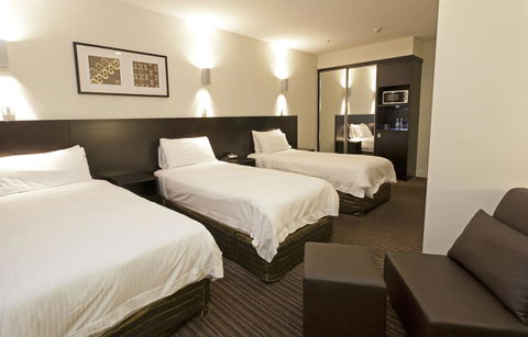Causeway 353 Hotel - Whitsundays Accommodation 21