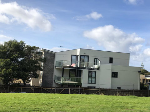 Apartments In Phillip Island Towers - Block C - Whitsundays Accommodation 33