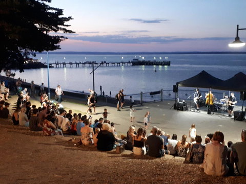 Apartments In Phillip Island Towers - Block C - Whitsundays Accommodation 9