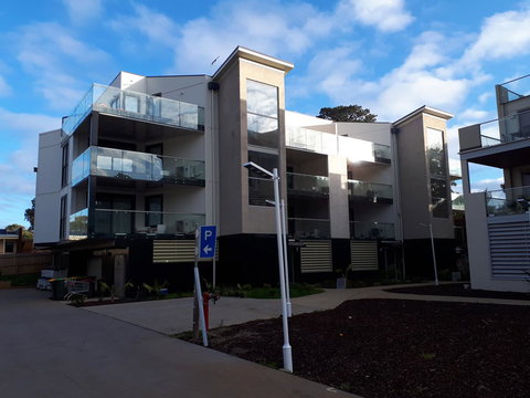 Apartments In Phillip Island Towers - Block C - Whitsundays Accommodation 17