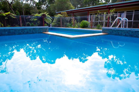 Sanctuary House Resort Motel - Whitsundays Accommodation 25