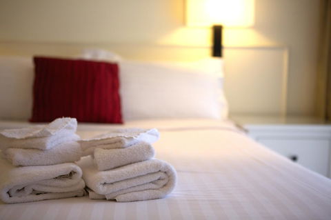 Sanctuary House Resort Motel - Whitsundays Accommodation 14