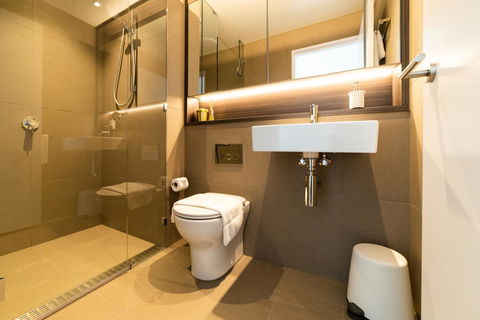 Melbourne Private Apartments - Collins Wharf Waterfront, Docklands - Whitsundays Accommodation 43