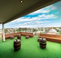 Summer House Melbourne Backpackers - Whitsundays Accommodation