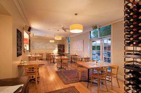 Athelstane House - Whitsundays Accommodation 10