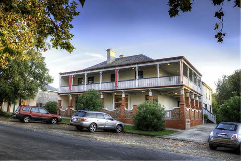 Athelstane House - Whitsundays Accommodation 9