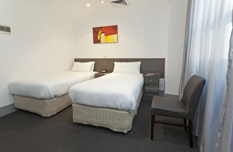 Causeway Inn On The Mall - Whitsundays Accommodation 16