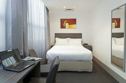 Causeway Inn On The Mall - Whitsundays Accommodation 14
