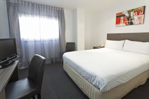 Causeway Inn On The Mall - Whitsundays Accommodation 10