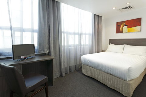Causeway Inn On The Mall - Whitsundays Accommodation 13