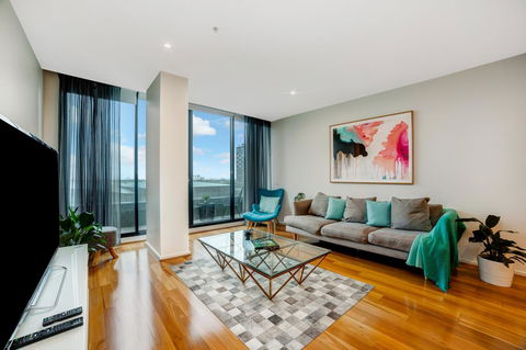 Signature Waterfront Apartments - Whitsundays Accommodation 15