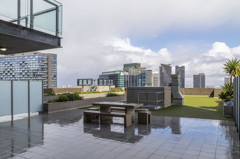 Signature Waterfront Apartments - Whitsundays Accommodation 36