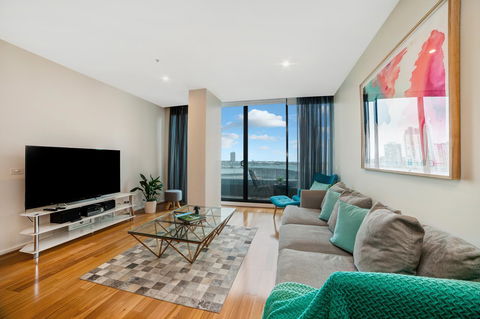 Signature Waterfront Apartments - Whitsundays Accommodation 16