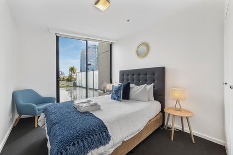Signature Waterfront Apartments - Whitsundays Accommodation 30