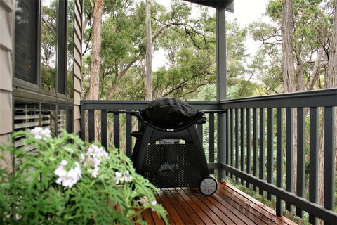 Tangenong Cottages - Whitsundays Accommodation 17