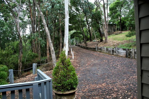 Tangenong Cottages - Whitsundays Accommodation 19