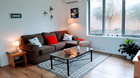 Avilla By The Bay - Whitsundays Accommodation 1