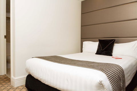 Stamford Plaza Melbourne - Whitsundays Accommodation 12