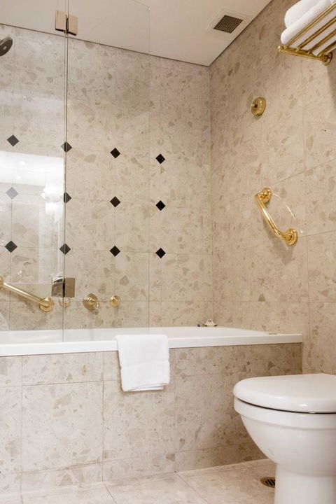 Stamford Plaza Melbourne - Whitsundays Accommodation 10