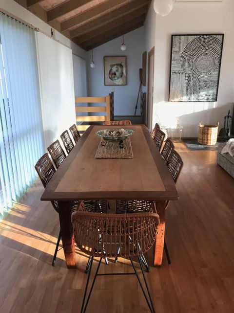 Sunsets On Martyrs Luxury Coastal Beach House Peterborough - Whitsundays Accommodation 12