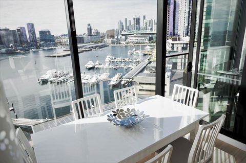 Pars Apartments - Collins Wharf Waterfront, Docklands - Whitsundays Accommodation 13