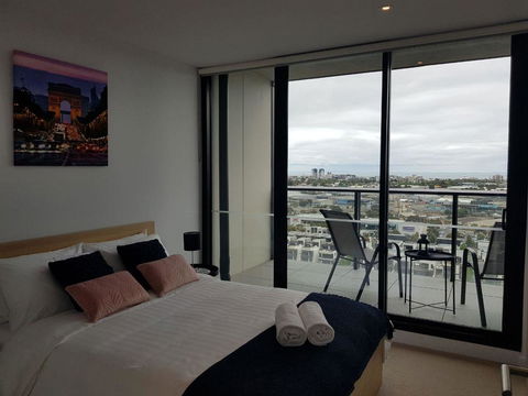 Pars Apartments - Collins Wharf Waterfront, Docklands - Whitsundays Accommodation 2