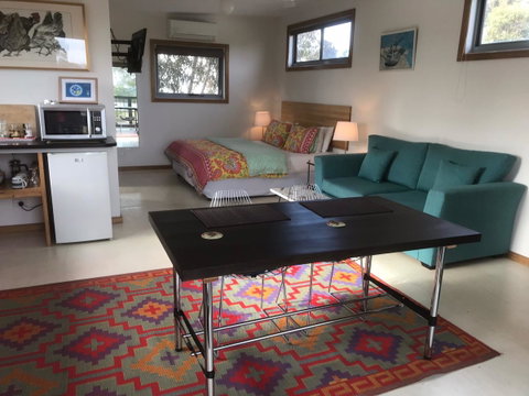 Aloha Ha Phillip Island - Whitsundays Accommodation 1