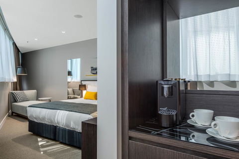 Peppers Docklands - Whitsundays Accommodation 16