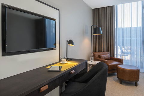 Peppers Docklands - Whitsundays Accommodation 12