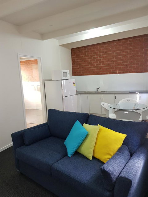 Beachcomber Holiday Units - Whitsundays Accommodation 13