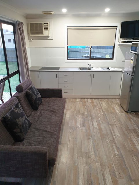 Beachcomber Holiday Units - Whitsundays Accommodation 3