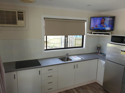 Beachcomber Holiday Units - Whitsundays Accommodation 4