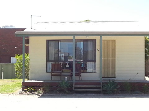 Beachcomber Holiday Units - Whitsundays Accommodation 21