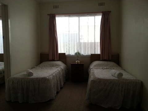 Beachcomber Holiday Units - Whitsundays Accommodation 28