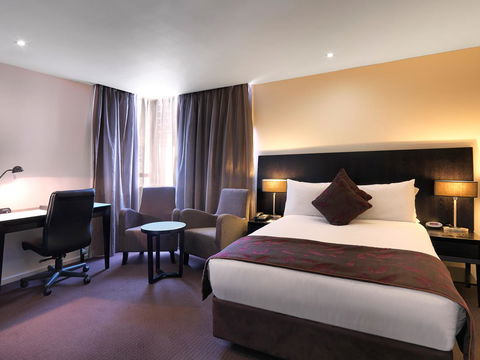 Hotel Grand Chancellor Melbourne - Whitsundays Accommodation 11