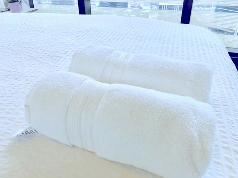 Brilliant Victoria Harbour Waterfront - Whitsundays Accommodation 15