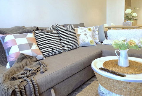 Brilliant Victoria Harbour Waterfront - Whitsundays Accommodation 17