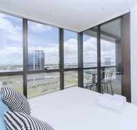 Brilliant Victoria Harbour Waterfront - Whitsundays Accommodation