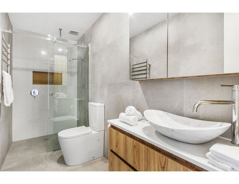 Boutique Apartment In Quiet, Sought-after Suburb - Whitsundays Accommodation 14