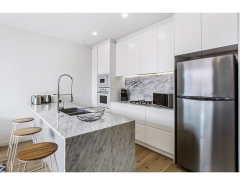 Boutique Apartment In Quiet, Sought-after Suburb - Whitsundays Accommodation 9