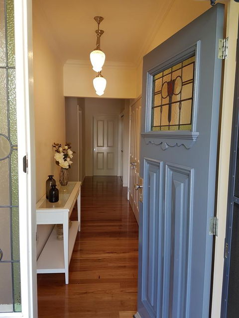 Healesville House - Fig Tree House - Whitsundays Accommodation 3