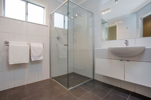 Hamilton Townhouse Motel - Whitsundays Accommodation 17