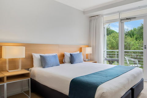 Aligned Corporate Residences Williamstown - Whitsundays Accommodation 5