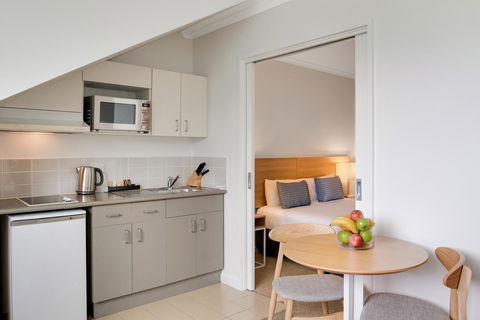 Aligned Corporate Residences Williamstown - Whitsundays Accommodation 20