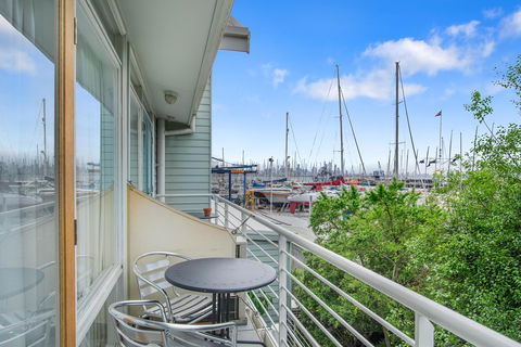 Aligned Corporate Residences Williamstown - Whitsundays Accommodation 27