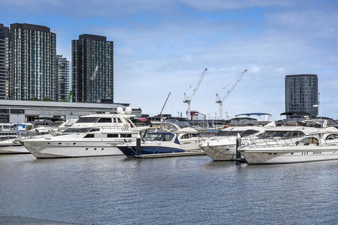 Docklands Private Collection - City Harbour Apartments - Whitsundays Accommodation 27